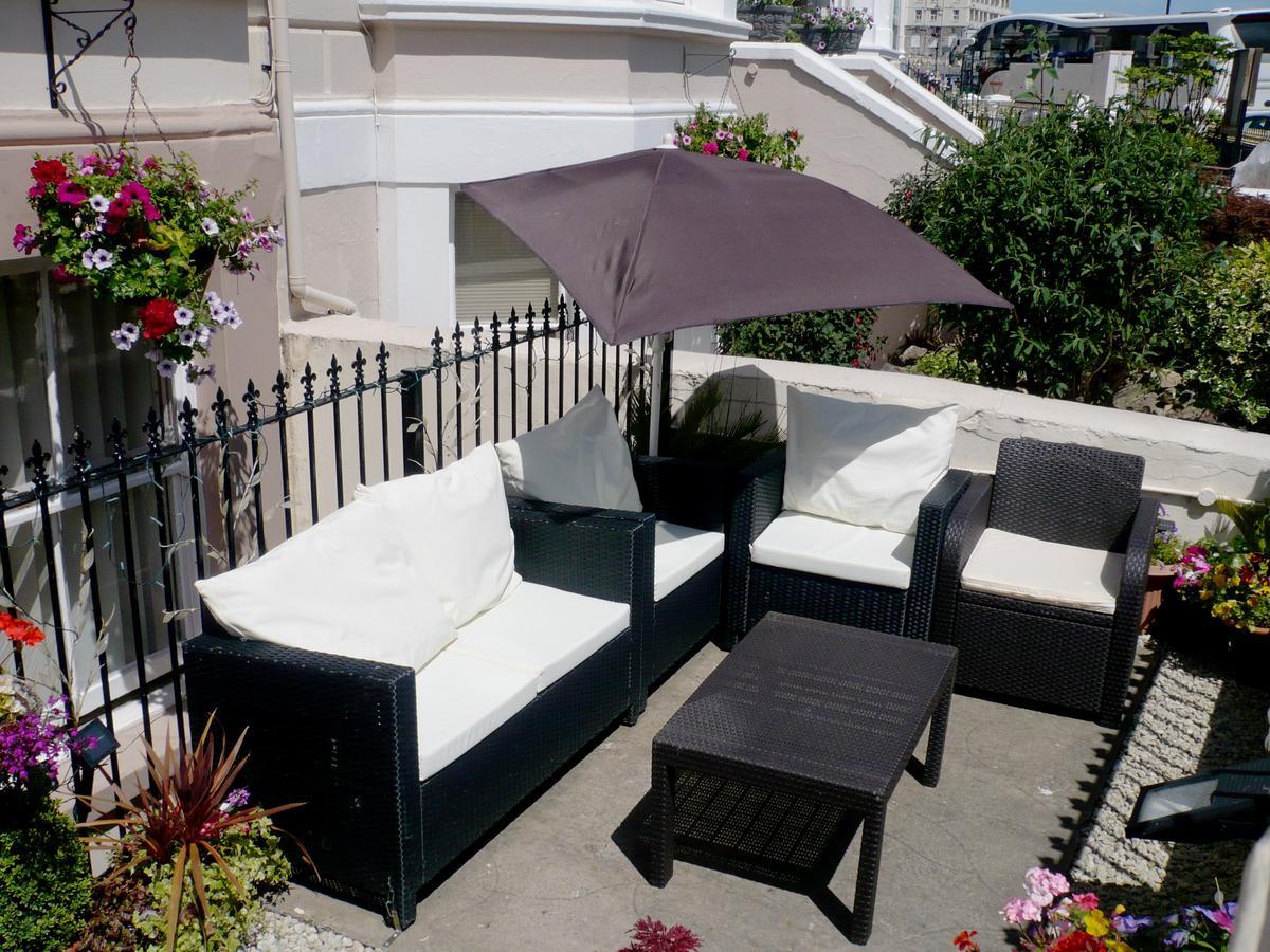 Milverton House 4*